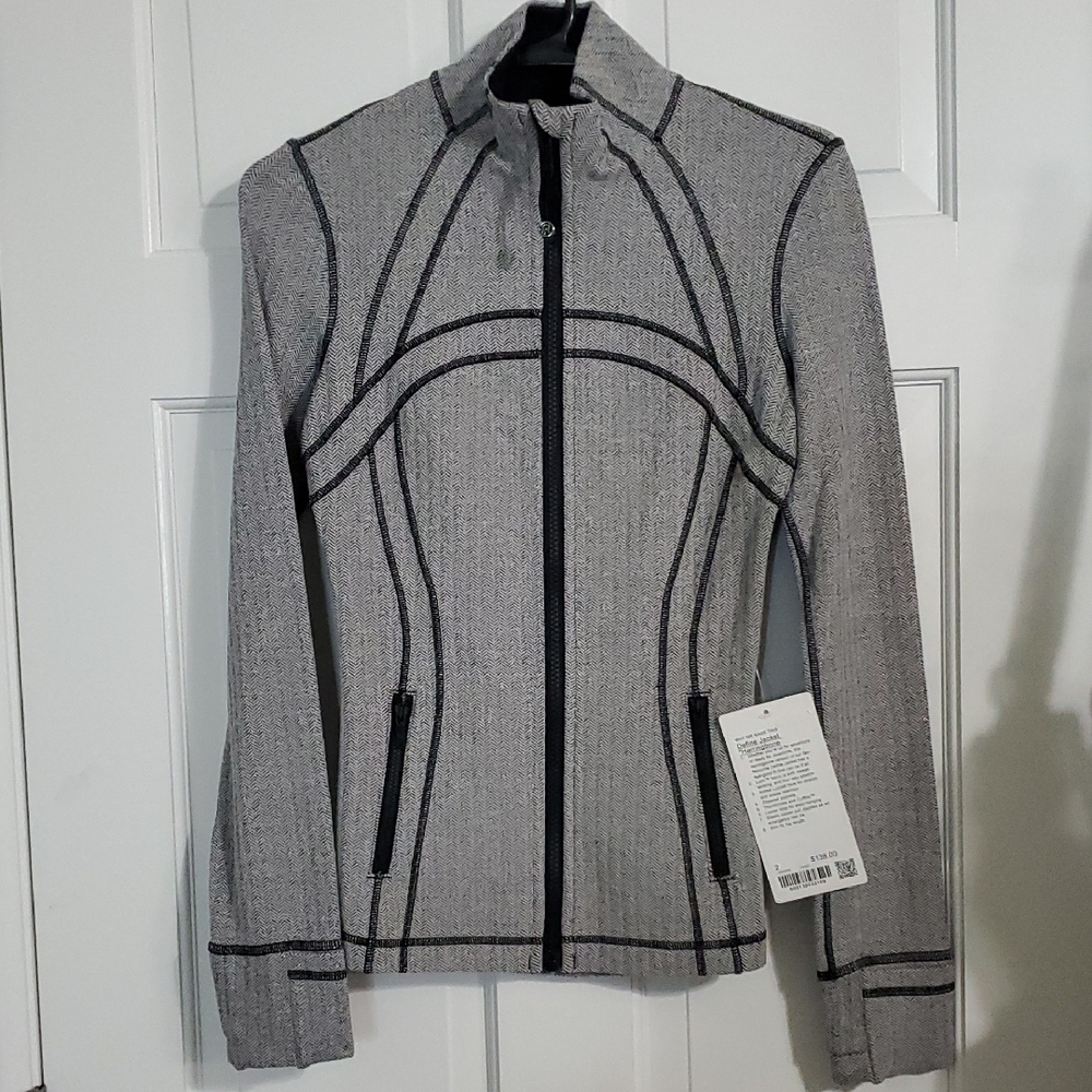 NWT Lululemon Define Jacket Herringbone Grey/ Black Sz 2